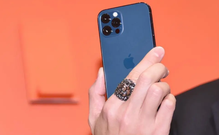 二道江苹果手机维修分享iPhone12系列重启方法教程 