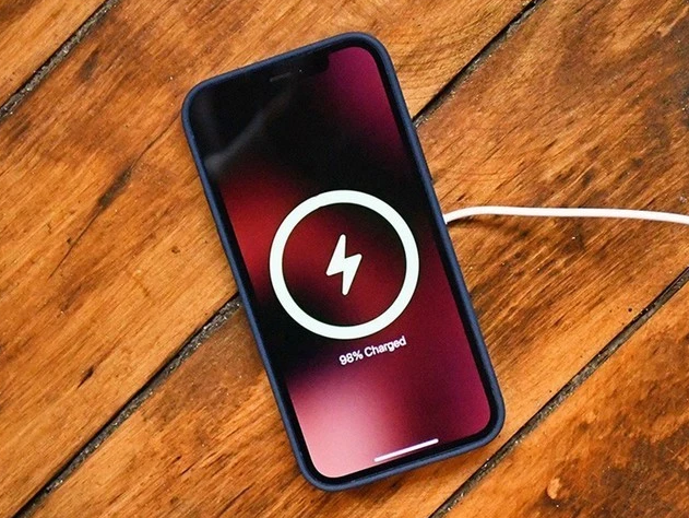 二道江苹果手机维修分享iPhone 12可以随便充电吗 